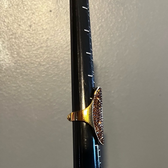 Henri Bendel Tribal Brown Crystal Ring - Picture 5 of 10